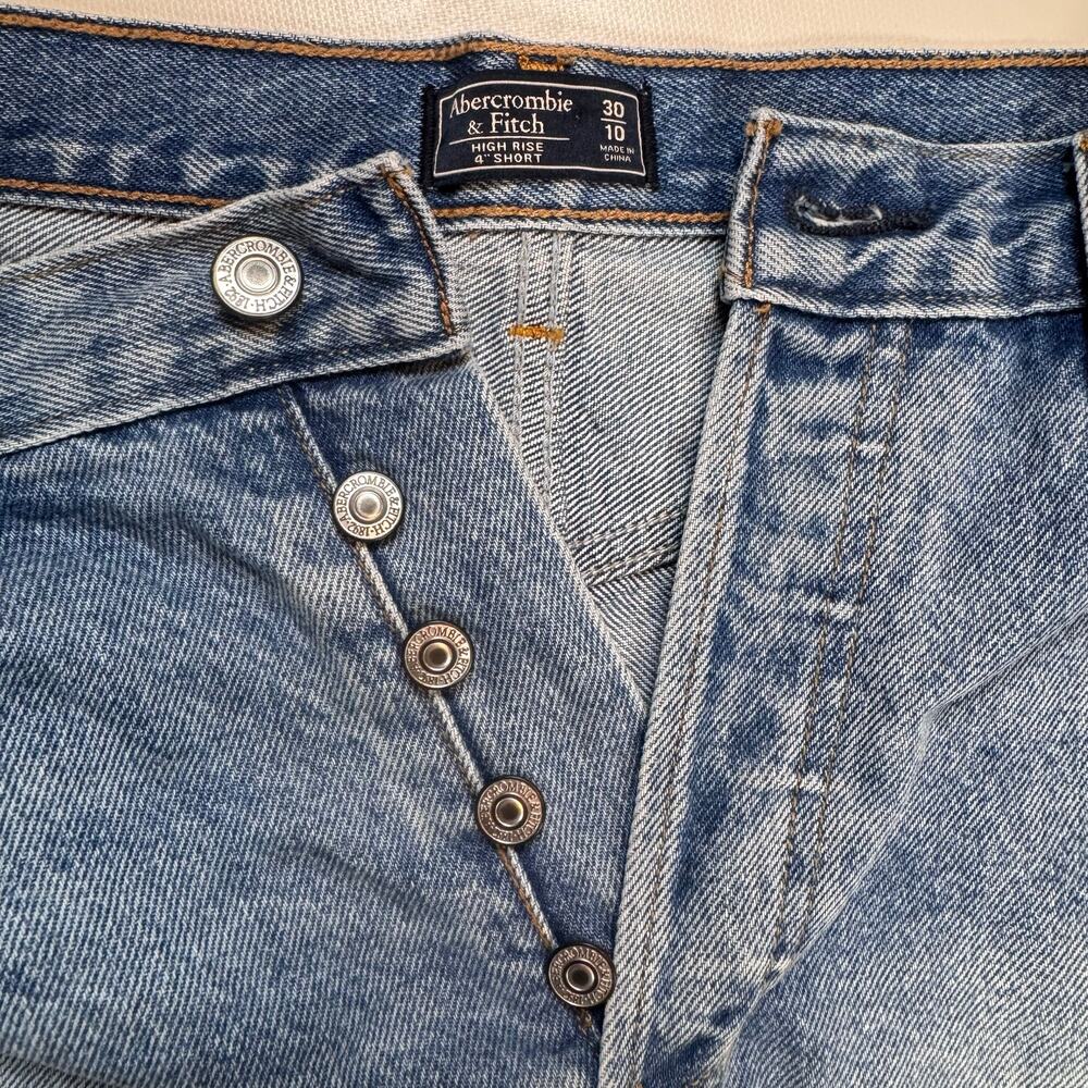 Abercrombie & Fitch Distressed High Rise 4" Short Denim Blue sz 30/10 Boyfriend